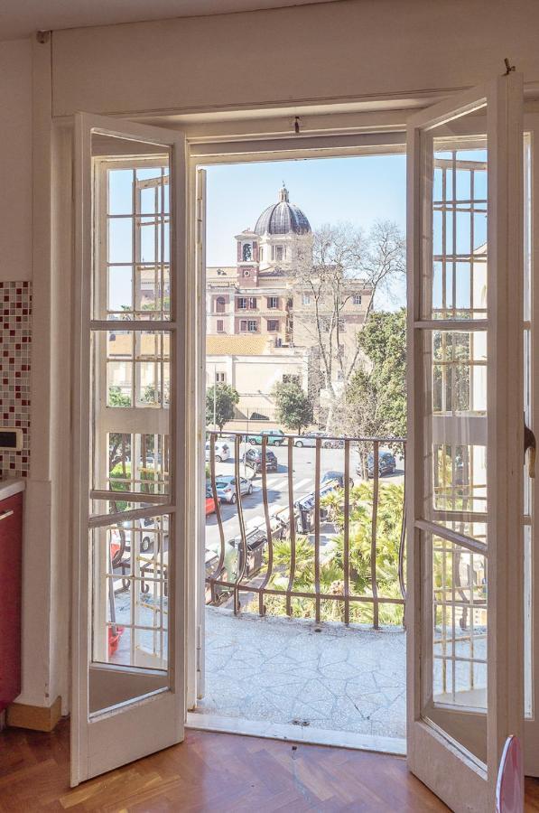 Appartamento Gaudi Lido di Ostia Eksteriør billede